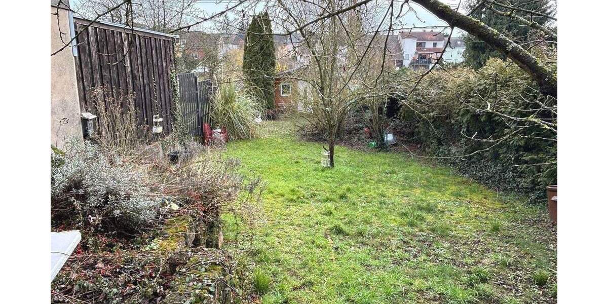 Einfamilienhaus Schwalbach Hülzweiler - 5 Zimmer, 123 m&sup2;, 129.000&euro; | Angebot:25667219