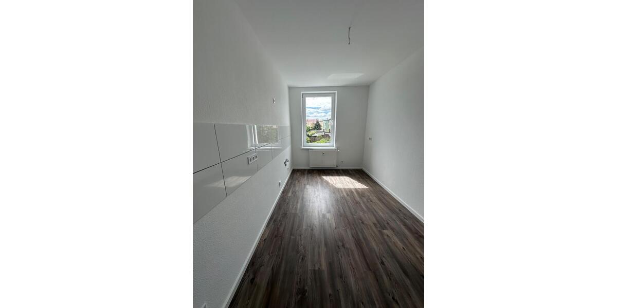 Etagenwohnung Schönebeck (Elbe) - 1 Zimmer, 37 m&sup2;, 260&euro; | Angebot:26672029