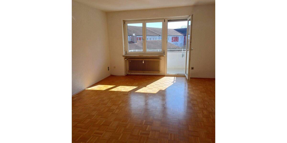Etagenwohnung Weiden Lerchenfeld - 3 Zimmer, 68 m&sup2;, 783&euro; | Angebot:26816222