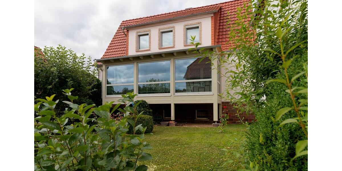 Einfamilienhaus Breitenworbis - 4 Zimmer, 120 m&sup2;, 175.000&euro; | Angebot:27077352