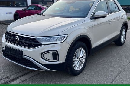 VW T-Roc 31.200 km 24.690 &euro; Knittlingen 75438