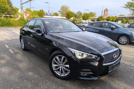 INFINITI Q50