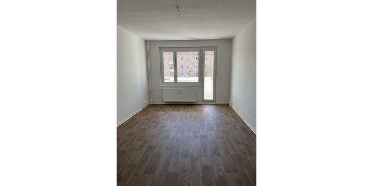 Etagenwohnung Eberswalde - 3 Zimmer, 60 m&sup2;, 605&euro; | Angebot:26656619