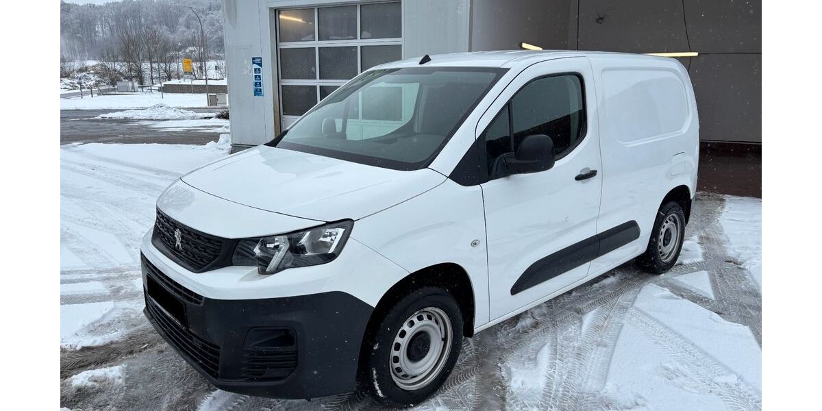 Peugeot Partner 84.300 km 11.200 &euro; Velburg - Dantersdorf 92355