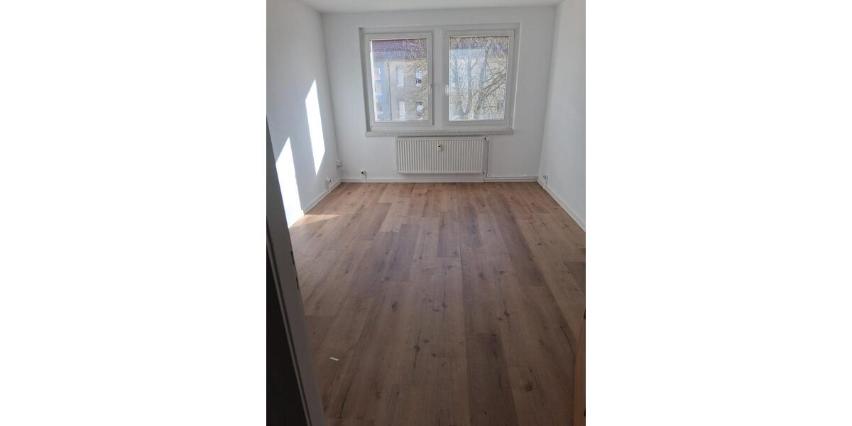 Etagenwohnung Drei Gleichen - 2 Zimmer, 47 m&sup2;, 290&euro; | Angebot:25231643