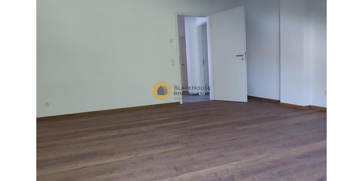 Einfamilienhaus Ingolstadt Südost - 6 Zimmer, 187 m&sup2;, 2.400&euro; | Angebot:24976018