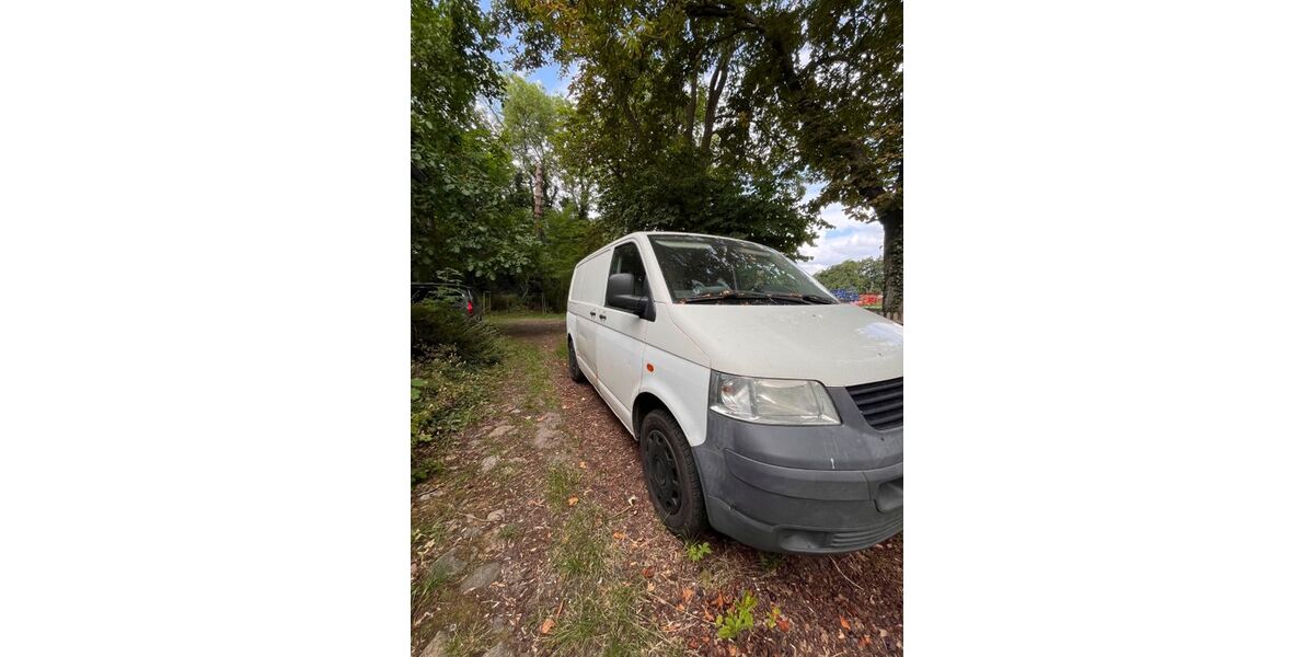 VW T5 Transporter 385.000 km 3.999 &euro; Thelkow 18195