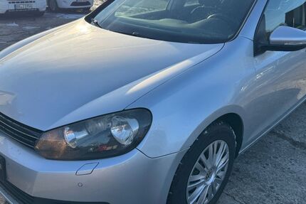 VW Golf 216.000 km 4.500 &euro; Sindelfingen/Stuttgart 71069