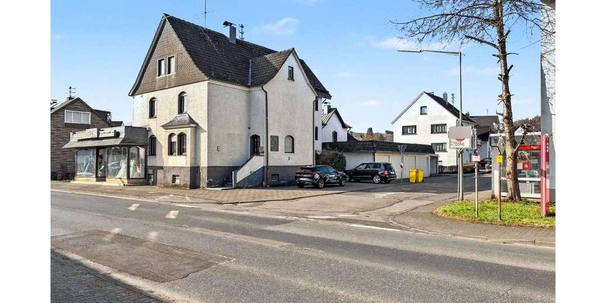 Einfamilienhaus Kreuztal - 11 Zimmer, 235 m&sup2;, 450.000&euro; | Angebot:26314078