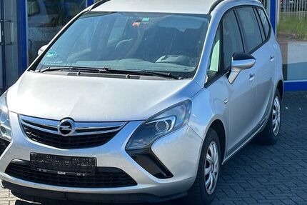 Opel Zafira 218.000 km 4.450 € Irxleben bei Magdeburg 39167
