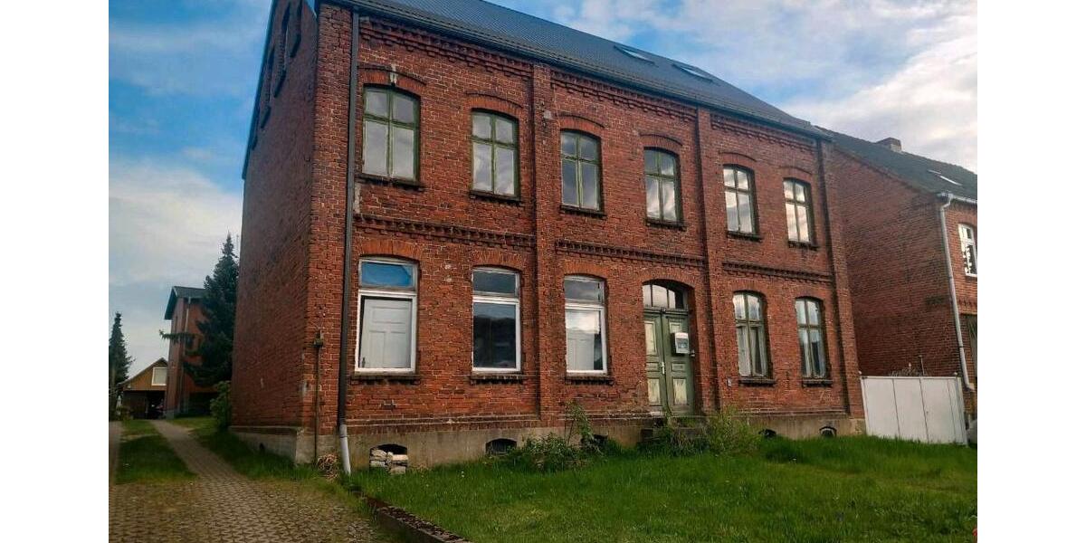 Mehrfamilienhaus, Wohnhaus Grabow - 8 Zimmer, 240 m&sup2;, 82.000&euro; | Angebot:26073981