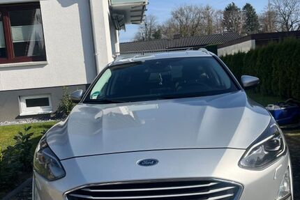 Ford Focus 227.000 km 8.800 &euro; Stadthagen 31655