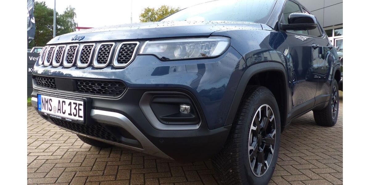 Jeep Compass 22.000 km 34.680 &euro; Neumünster 24539