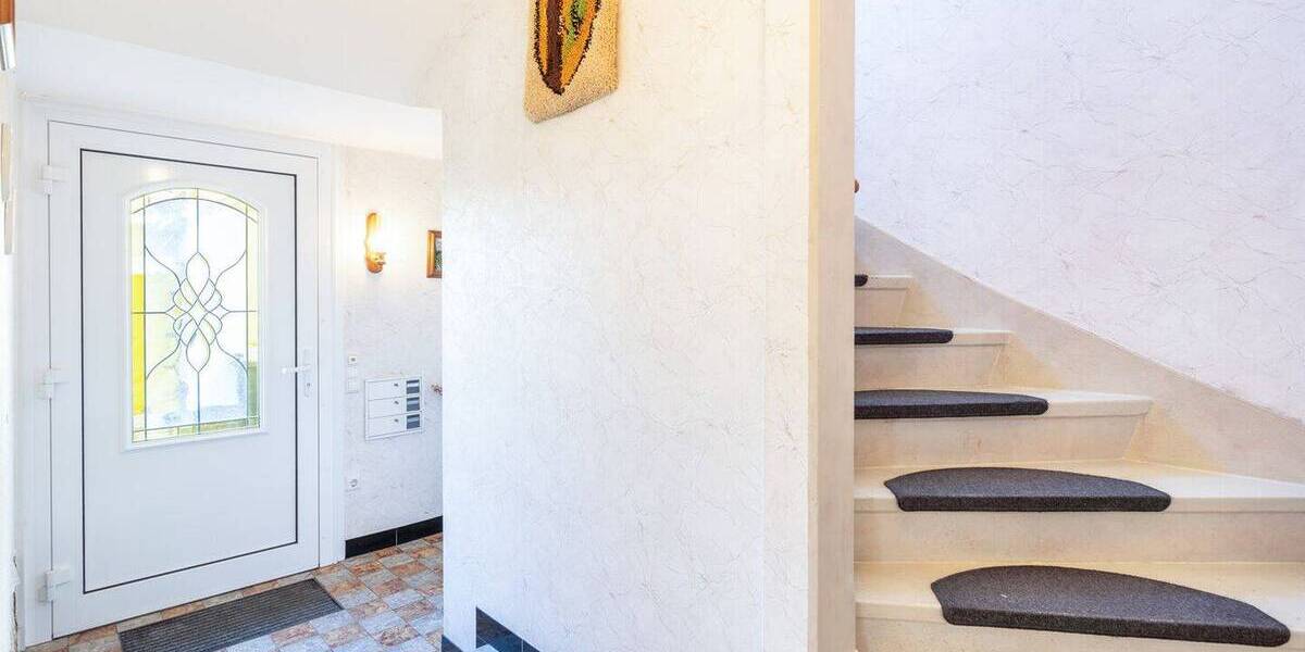 Mehrfamilienhaus, Wohnhaus Gütersloh Spexard - 8 Zimmer, 252 m&sup2;, 580.000&euro; | Angebot:26858733
