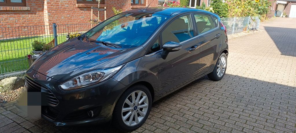 Ford Fiesta 50.000 km 7.800 € Garrel 49681