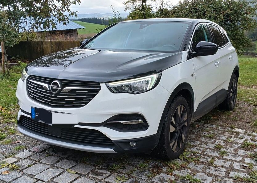 Opel Grandland (X) 96.000 km 16.800 € Grainet 94143