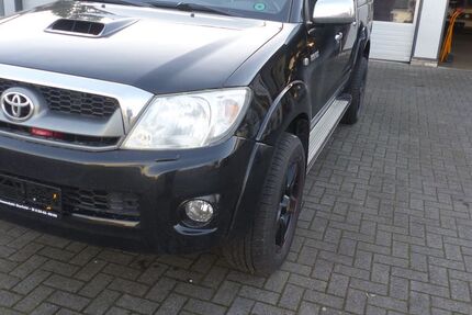 Toyota Hilux 295.000 km 13.900 &euro; Rosendahl - Darfeld 48720