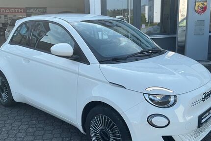 Fiat 500e 17.459 km 17.990 &euro; Eckental 90542