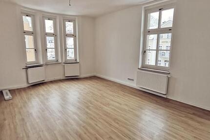 Wohnung Bad Elster - 3 Zimmer, 90 m&sup2;, 675&euro; | Angebot:13775792