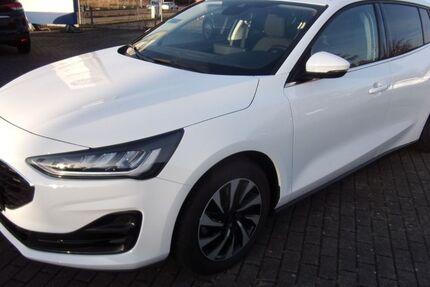 Ford Focus 7.750 km 19.980 &euro; Wolfen 06766