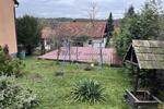 Geräumiges, flexibel nutzbares Ein- Zweifamilienhaus in Unterheckenhofen