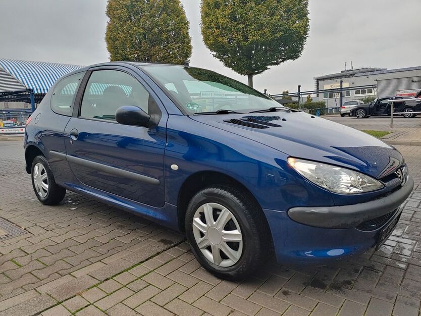 Peugeot 206 109.500 km 1.999 € Essen 45326