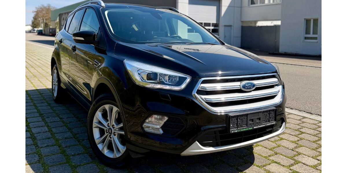 Ford Kuga 78.000 km 12.999 &euro; Pforzheim 75181