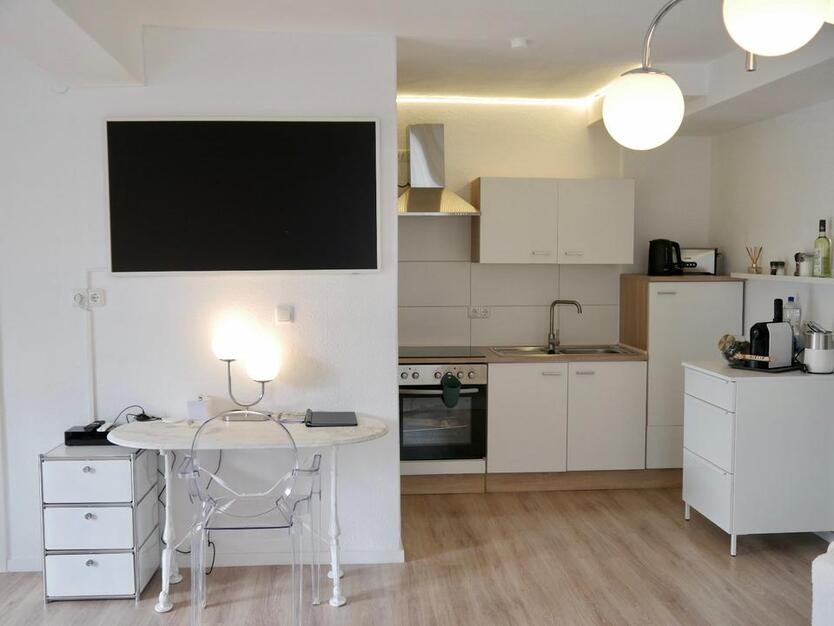 2-Zimmer-Wohnung zimmer