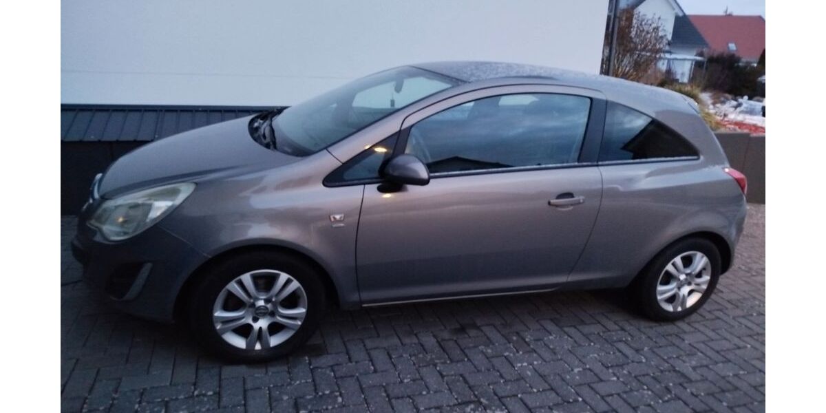 Opel Corsa 146.200 km 2.950 &euro; Allendorf 56370