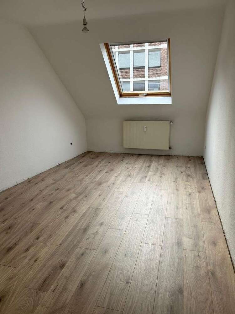 Wohnung zum Mieten in Neuss 690 € 72 m²