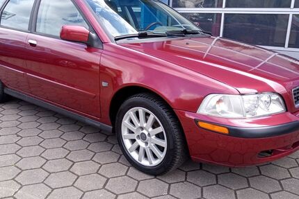 Volvo V40 214.000 km 3.450 &euro; Schwerin 19061