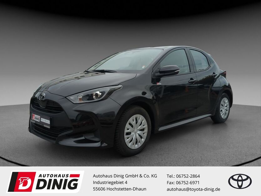 Toyota Yaris 10.877 km 22.995 € Hochstetten-Dhaun 55606
