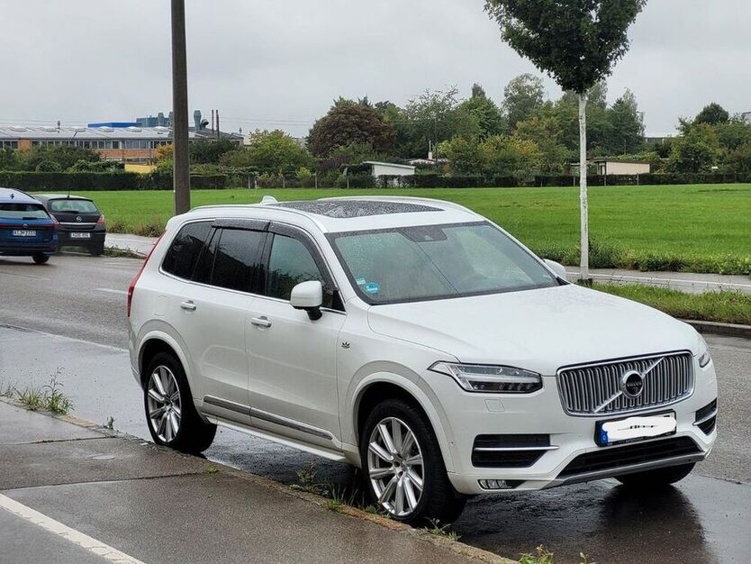 XC90