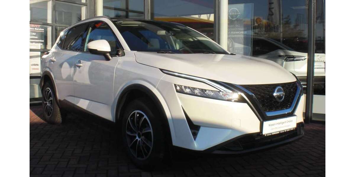 Nissan Qashqai 29.460 km 21.789 &euro; Bitterfeld 06749