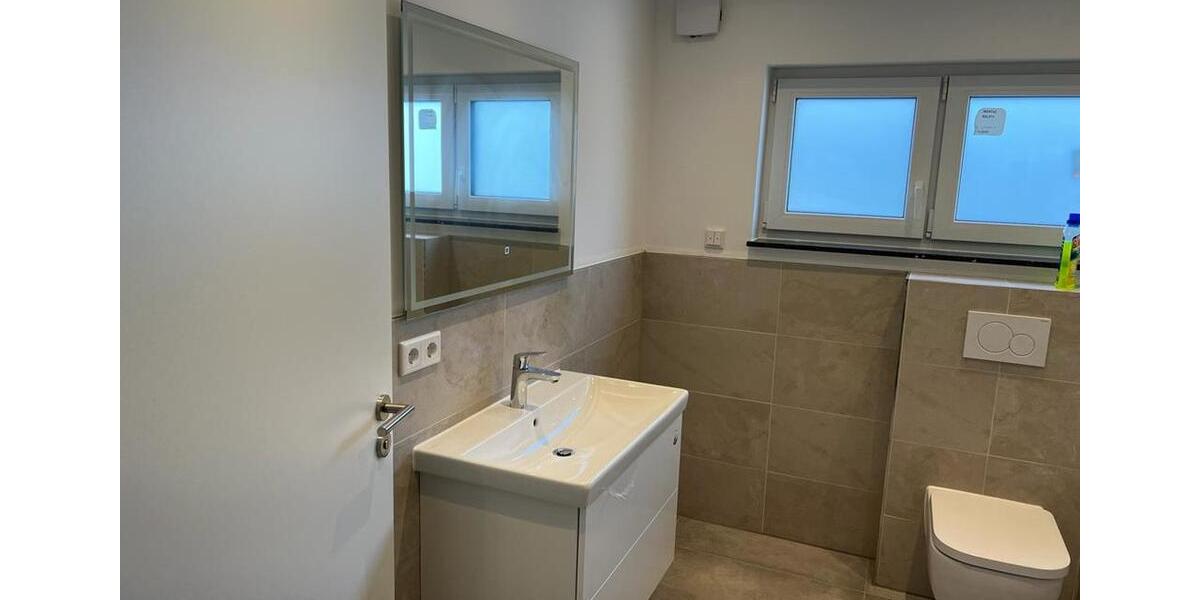 Doppelhaushälfte Frankfurt am Main Bergen-Enkheim - 6 Zimmer, 230 m&sup2;, 2.600&euro; | Angebot:26447582