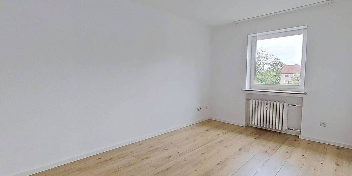 Etagenwohnung Bückeburg - 5 Zimmer, 102 m&sup2;, 950&euro; | Angebot:26902492
