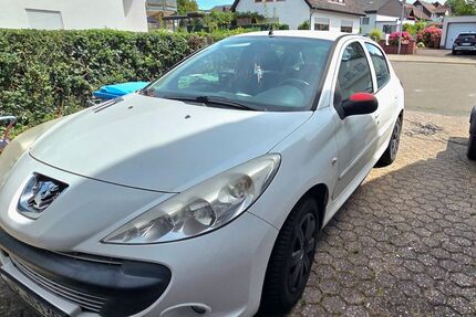 Peugeot 206 176.000 km 800 &euro; Neuwied 56567