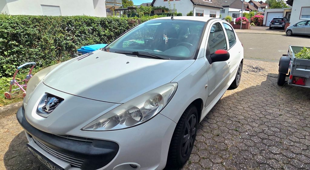 Peugeot 206 176.000 km 999 &euro; Neuwied 56567