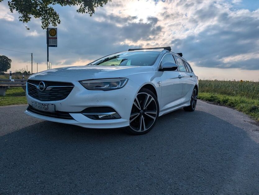 Opel Insignia 111.789 km 17.700 € Emsdetten 48282