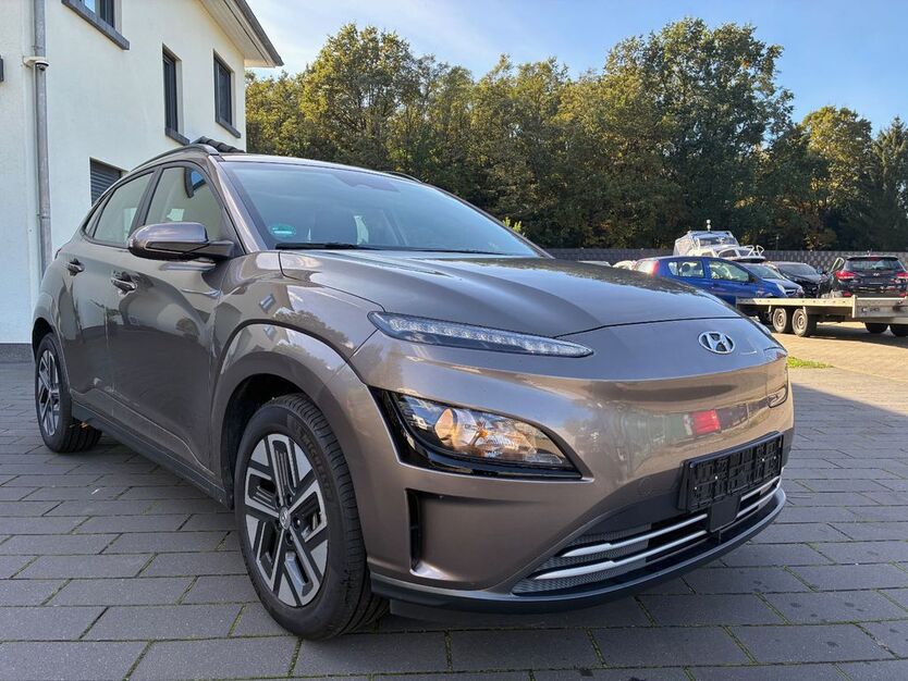 Hyundai KONA 32.000 km 16.490 € Marienwerder 16348