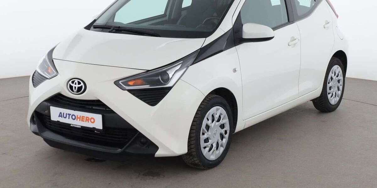 Toyota Aygo 72.279 km 9.990 &euro; Essen 45141