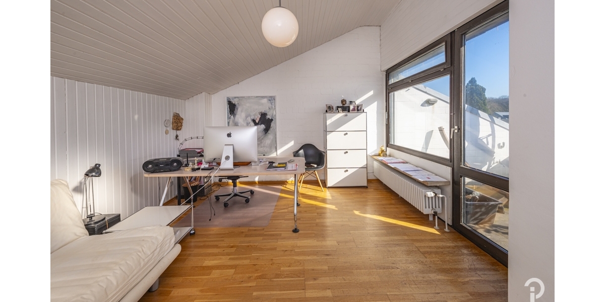 Charmantes Split-Level-Reihenendhaus in unmittelbarer Rheinnähe im Herzen von Düsseldorf-Benrath - Reihenendhaus Düsseldorf Stadtbezirk 9 | Angebot:26645354