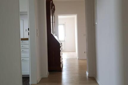 Wohnung Bad Nauheim - 3 Zimmer, 81 m&sup2;, 335.000&euro; | Angebot:26885811
