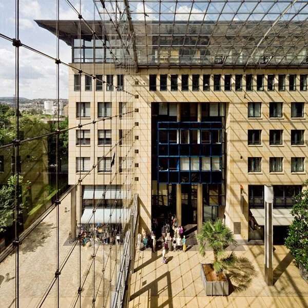 Büro in Dresden 7.049,90 € 542.3 m² zimmer