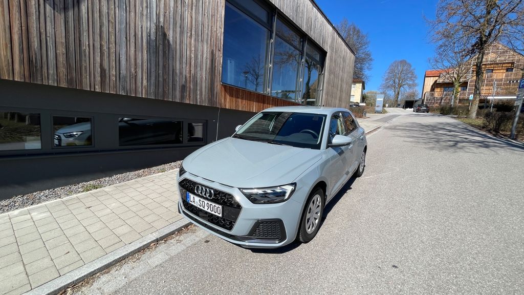 Audi A1 10.000 km 24.400 &euro; Altdorf 84032