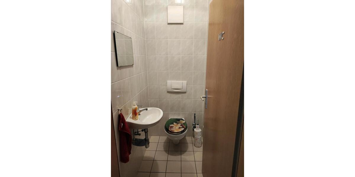Dachgeschoßwohnung Klingenberg am Main - 3 Zimmer, 85 m&sup2;, 230.000&euro; | Angebot:26162611