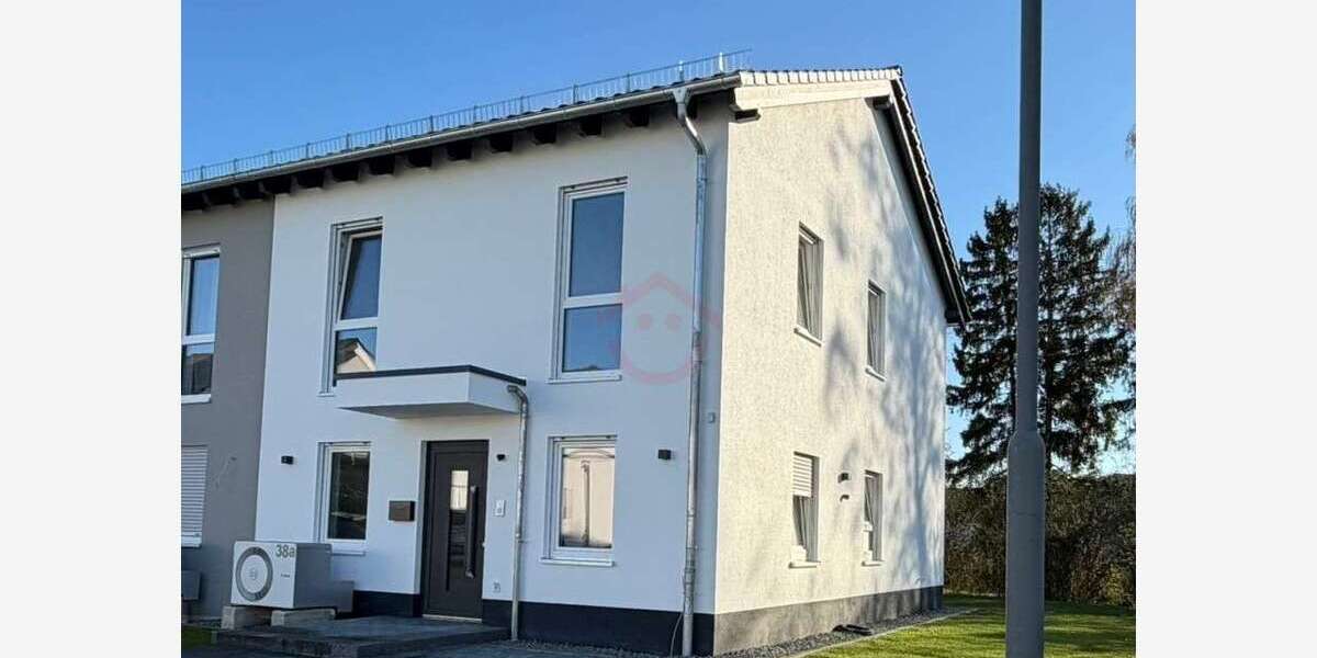 Einfamilienhaus Lich-Muschenheim Muschenheim - 4 Zimmer, 120 m&sup2;, 1.700&euro; | Angebot:25997172