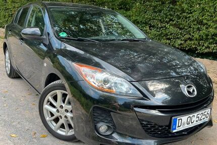 Mazda 3 177.000 km 5.600 &euro; Düsseldorf 40229