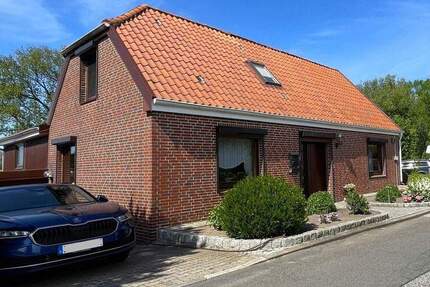 Charmantes Einfamilienhaus mit außergewöhnlich viel Nutzfläche nahe der Elbe in HH-Ochsenwerder 4 zimmer