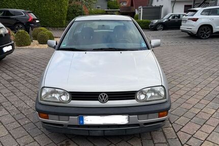VW Golf 141.000 km 2.000 &euro; Waldalgesheim 55425